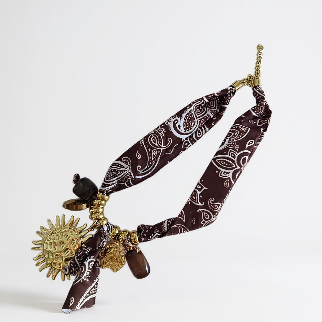 Collar bandana marrón