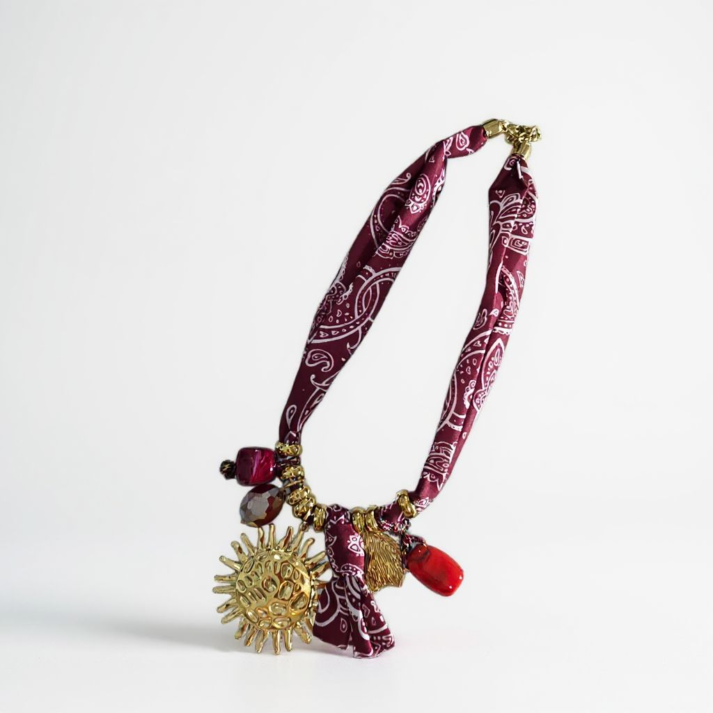 Collar bandana bourdeos