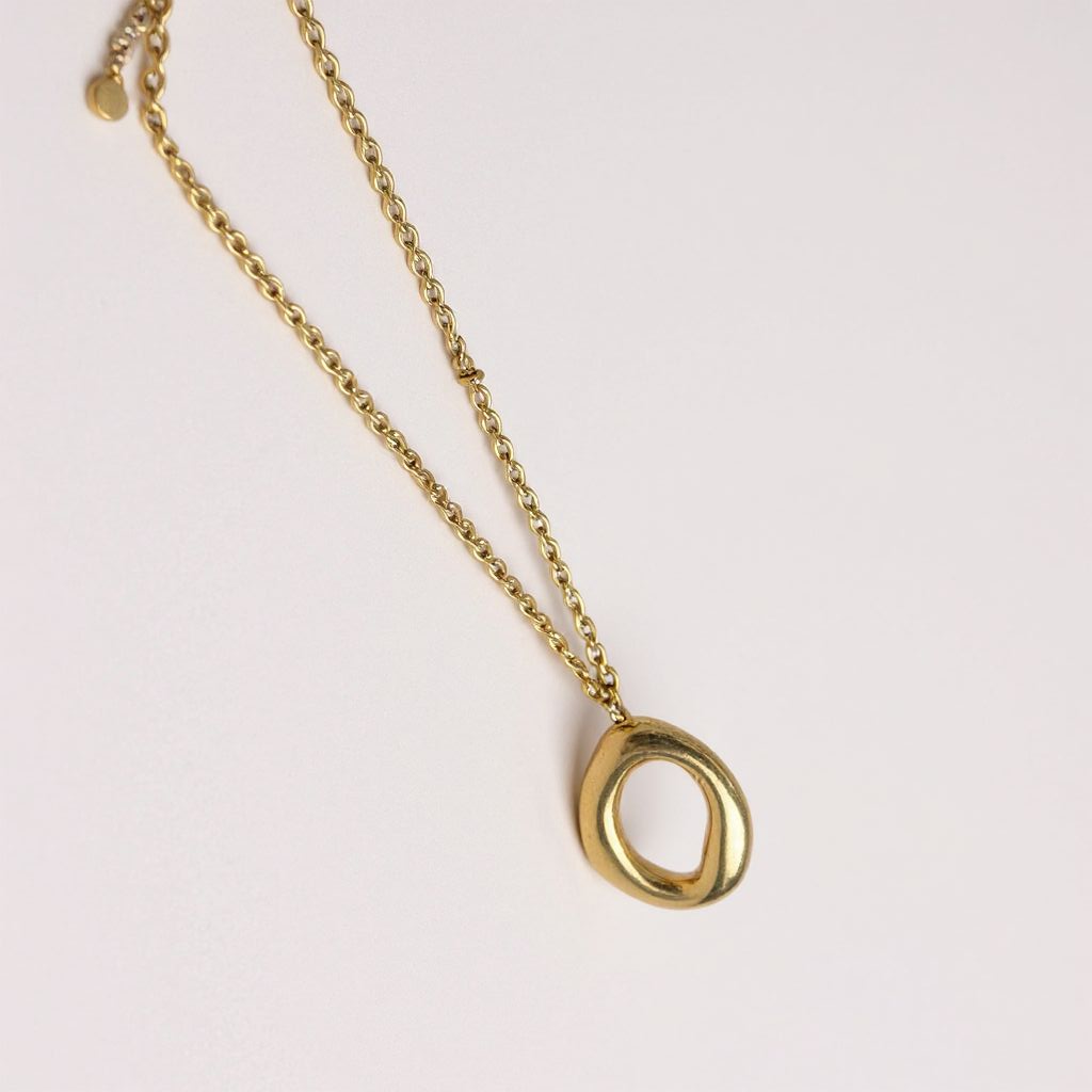 Collar circulo dorado