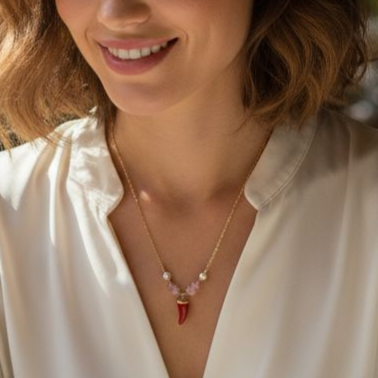 Collar Cuerno Rojo