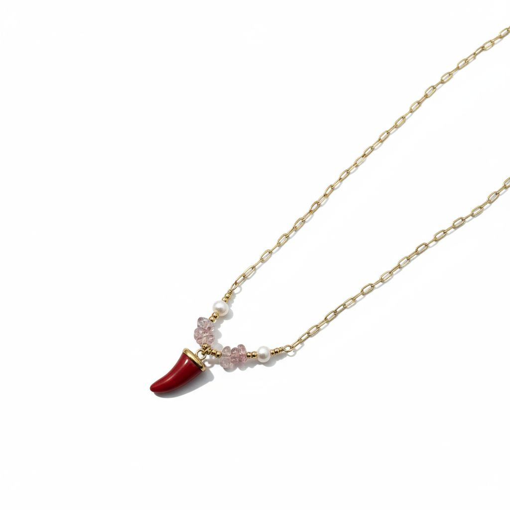 Collar Cuerno Rojo
